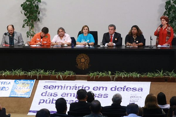 SeminarioEmpresasPublicas080518-600x400