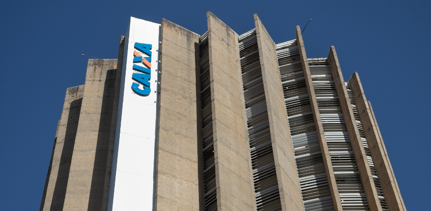 Fachada Caixa 878 a.png