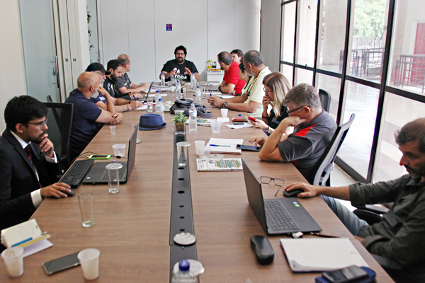 ReuniaoCEE_400.jpg