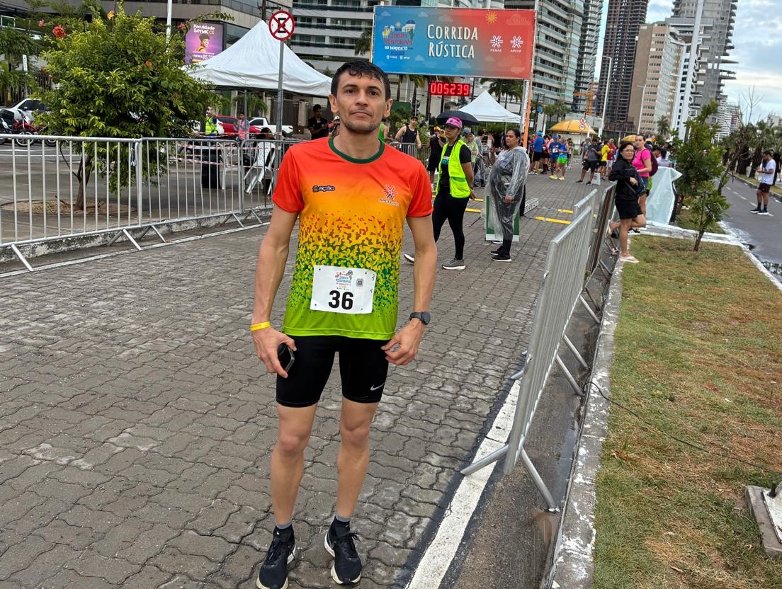 Atleta corrida rustica 5 km.jpeg