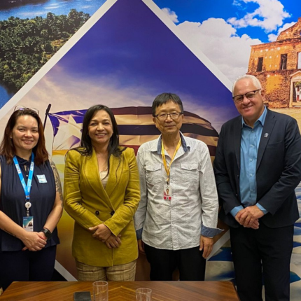 Takemoto e Senadora.png