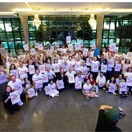 Caixa40GreveSeisHoras 430 X 430.png